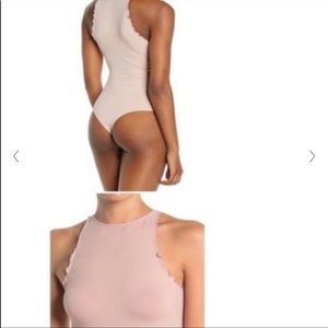 FREE PEOPLE BODYSUIT SIZE XS/S